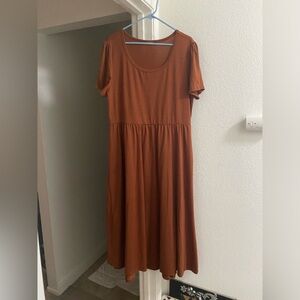 Women’s plus size dress